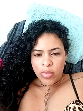 Snapshot of OliverMel chatting on September 19, 2025, 5:50 pm OliverMel online show from September 19, 2025, 5:50 pm