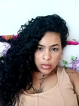 Snapshot of OliverMel chatting on September 18, 2025, 6:22 pm OliverMel online show from September 18, 2025, 6:22 pm
