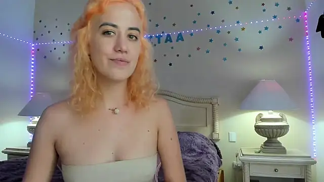 Snapshot of aalokitaa chatting on September 16, 2025, 6:31 pm aalokitaa online show from September 16, 2025, 6:31 pm