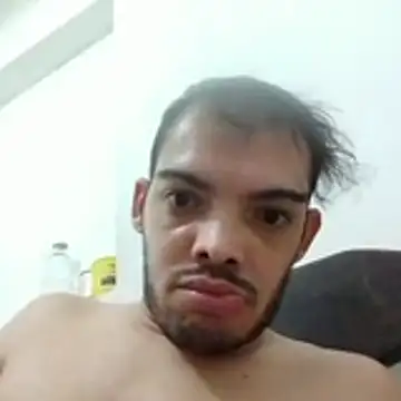 GuilhermeYuree online show from April 16, 2026, 5:08 am