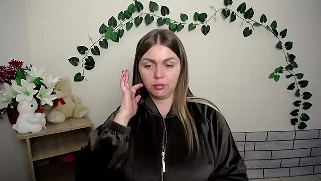 Snapshot of Magic_Katarina_ chatting on September 25, 2025, 7:14 am Magic Katarina online show from September 25, 2025, 7:14 am