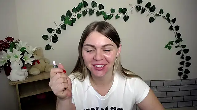 Snapshot of Magic_Katarina_ chatting on September 18, 2025, 7:00 am Magic Katarina online show from September 18, 2025, 7:00 am