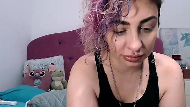 Snapshot of AAARUNY chatting on December 20, 2025, 1:14 pm AAARUNY online show from December 20, 2025, 1:14 pm