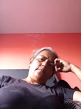 jendall189 online show from October 22, 2025, 9:35 pm