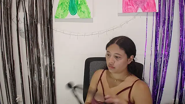 Snapshot of Aria_Arthur chatting on November 21, 2025, 8:41 pm Aria Arthur online show from November 21, 2025, 8:41 pm