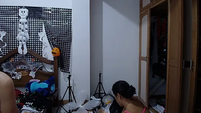 Snapshot of Aria_Arthur chatting on November 2, 2025, 12:54 pm Aria Arthur online show from November 2, 2025, 12:54 pm