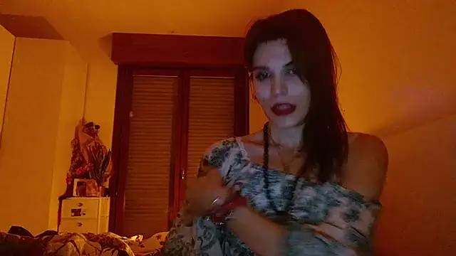 refem9 online show from November 6, 2025, 5:39 pm