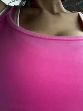 Snapshot of Ninazhang chatting on February 1, 2026, 2:54 am Ninazhang online show from February 1, 2026, 2:54 am