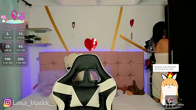 Snapshot of Luna_blackk chatting on February 21, 2026, 9:06 pm Luna blackk online show from February 21, 2026, 9:06 pm