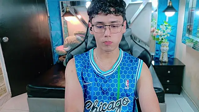 Snapshot of jacobs_shelby chatting on December 2, 2025, 3:52 am jacobs shelby online show from December 2, 2025, 3:52 am