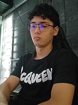 Snapshot of jacobs_shelby chatting on November 7, 2025, 1:37 pm jacobs shelby online show from November 7, 2025, 1:37 pm