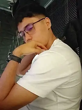 Snapshot of jacobs_shelby chatting on November 18, 2025, 3:26 pm jacobs shelby online show from November 18, 2025, 3:26 pm