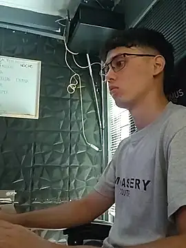 Snapshot of jacobs_shelby chatting on November 17, 2025, 2:21 pm jacobs shelby online show from November 17, 2025, 2:21 pm