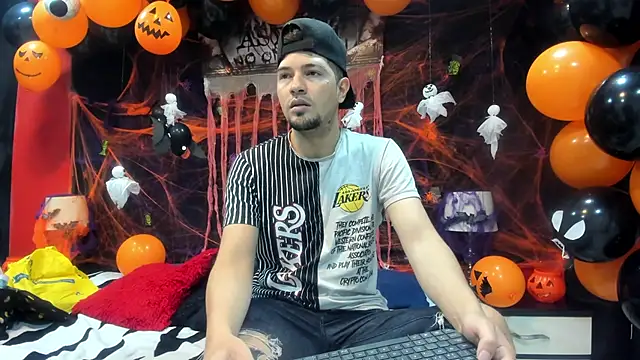 Isa Anderson09 online show from October 23, 2025, 12:48 pm