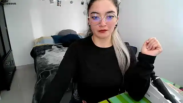 Snapshot of Came-II chatting on September 29, 2025, 4:01 pm Came-II online show from September 29, 2025, 4:01 pm