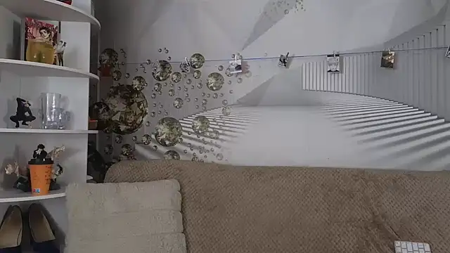 Snapshot of EvoletteLouLou chatting on February 28, 2026, 1:22 pm EvoletteLouLou online show from February 28, 2026, 1:22 pm