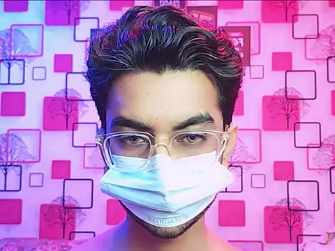 ChiseledCharm online show from October 5, 2025, 6:53 pm