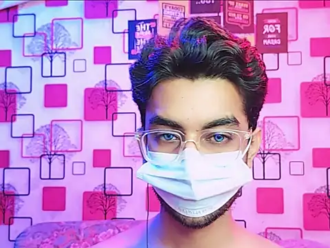 ChiseledCharm online show from October 10, 2025, 7:36 pm