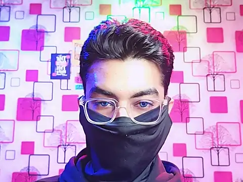 ChiseledCharm online show from December 1, 2025, 6:31 pm