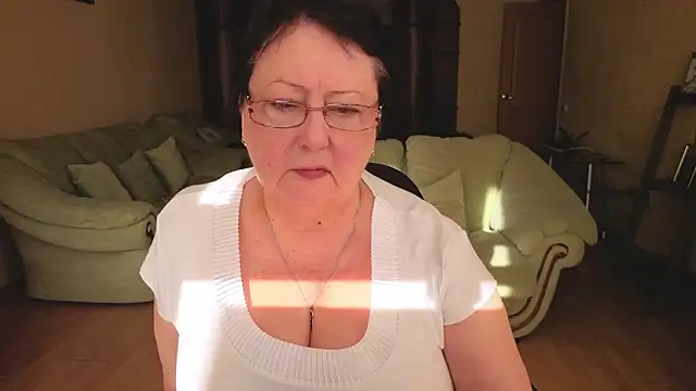 Snapshot of Margo_Moll chatting on February 22, 2026, 11:34 am Margo Moll online show from February 22, 2026, 11:34 am