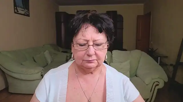 Snapshot of Margo_Moll chatting on February 8, 2026, 9:29 am Margo Moll online show from February 8, 2026, 9:29 am