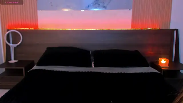 Snapshot of samanthaa_moon chatting on June 27, 2026, 8:37 pm samanthaa moon online show from June 27, 2026, 8:37 pm