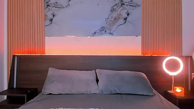 samanthaa moon online show from February 8, 2026, 11:24 pm