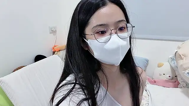 LHeart online show from May 25, 2026, 1:54 pm