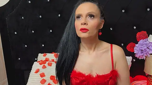 Sweeteest Julie online show from February 15, 2026, 12:33 am