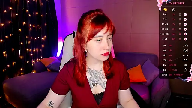 Snapshot of deboramoore chatting on September 15, 2025, 2:23 am deboramoore online show from September 15, 2025, 2:23 am