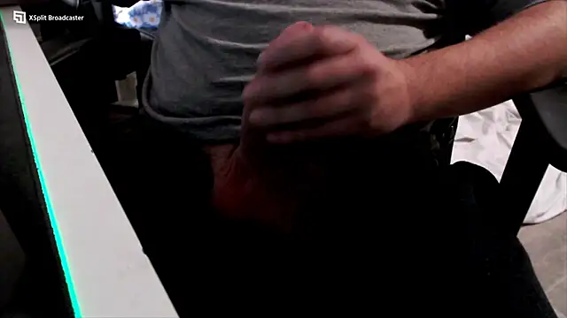 Snapshot of elgigologigante chatting on November 13, 2025, 7:29 pm elgigologigante online show from November 13, 2025, 7:29 pm