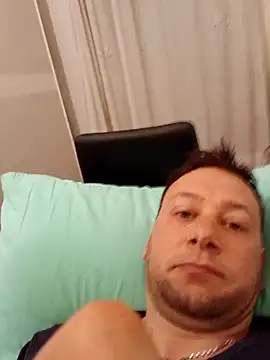 Alessio1987 online show from March 1, 2026, 4:23 am