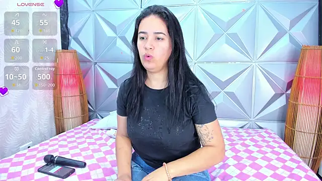 GreciaFox1 online show from December 19, 2025, 11:23 am