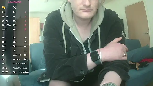 avamaxwell online show from April 17, 2026, 2:09 pm