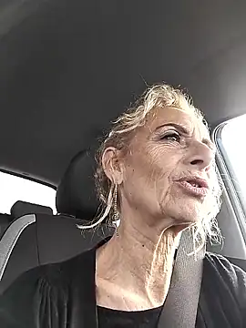 clarabell4 online show from March 13, 2026, 7:46 am