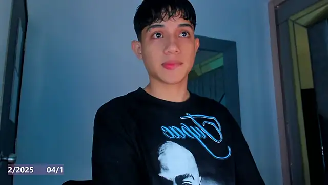 Snapshot of Sebax_Young chatting on December 4, 2025, 8:19 pm Sebax Young online show from December 4, 2025, 8:19 pm