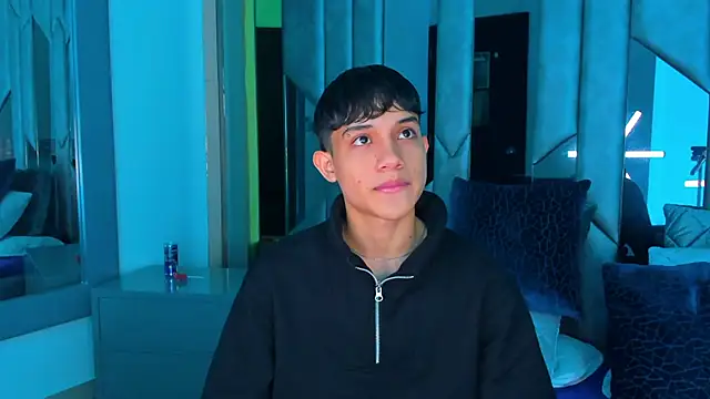 Snapshot of Sebax_Young chatting on September 18, 2025, 4:26 am Sebax Young online show from September 18, 2025, 4:26 am