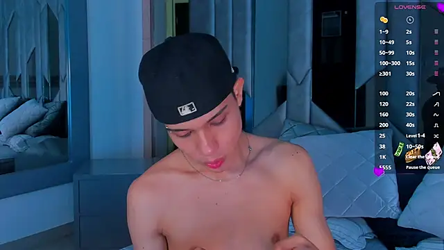 Snapshot of Sebax_Young chatting on October 24, 2025, 7:57 pm Sebax Young online show from October 24, 2025, 7:57 pm