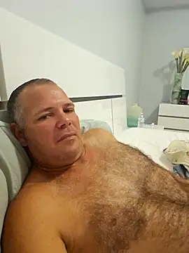 Snapshot of cubanitofeliz40 chatting on January 17, 2026, 11:14 am cubanitofeliz40 online show from January 17, 2026, 11:14 am