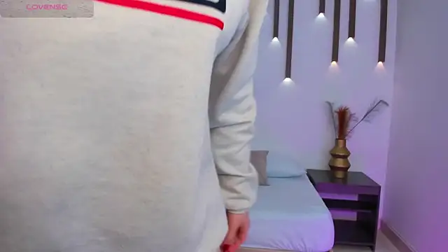 emma fhox online show from February 7, 2026, 2:19 am