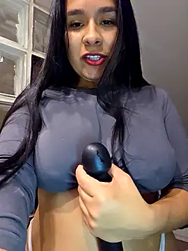 palomasex26 online show from November 19, 2025, 5:35 pm