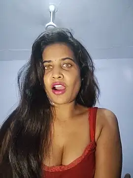 cute radhikaa online show from May 29, 2026, 5:02 am