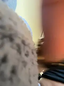 SamyHot2025 online show from January 12, 2026, 7:31 pm