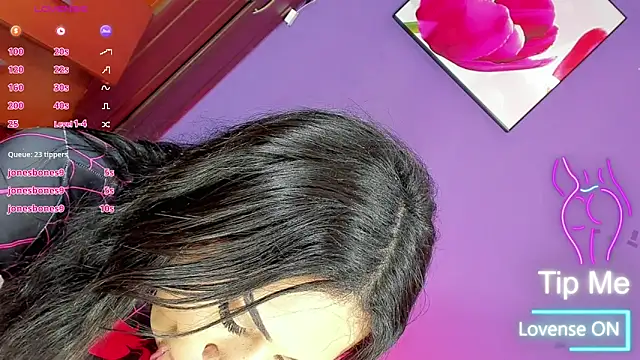 Valentina Horny777 online show from November 3, 2025, 10:52 am