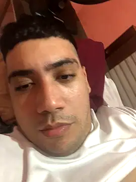 Snapshot of Paulo199117 chatting on October 14, 2025, 2:12 am Paulo199117 online show from October 14, 2025, 2:12 am