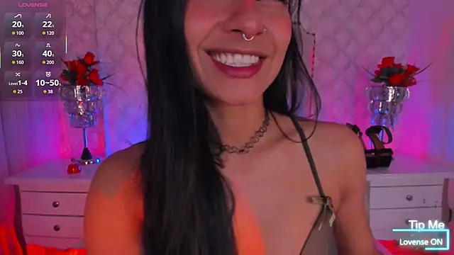 Snapshot of Yourwishisme_val chatting on November 6, 2025, 3:43 am Yourwishisme val online show from November 6, 2025, 3:43 am