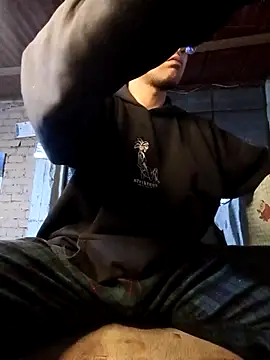 LecheDeSoya666 online show from November 19, 2025, 3:17 am