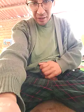 Snapshot of LecheDeSoya666 chatting on October 5, 2025, 7:37 pm LecheDeSoya666 online show from October 5, 2025, 7:37 pm