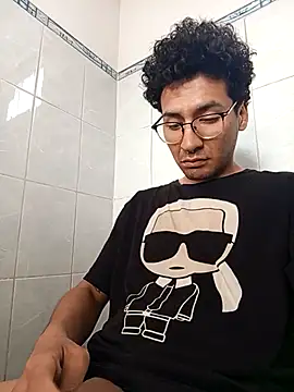 Snapshot of LecheDeSoya666 chatting on September 18, 2025, 9:07 pm LecheDeSoya666 online show from September 18, 2025, 9:07 pm