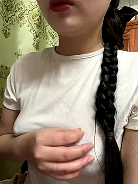 Snapshot of LinYi_Office chatting on November 21, 2025, 1:15 am LinYi Office online show from November 21, 2025, 1:15 am